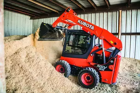 Skid Steers 1900 Kubota SSV65PHFRC (11)