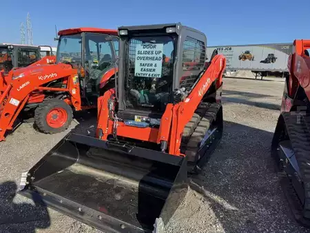 Skid Steers 1900 Kubota SVL65-2HFWC (1)