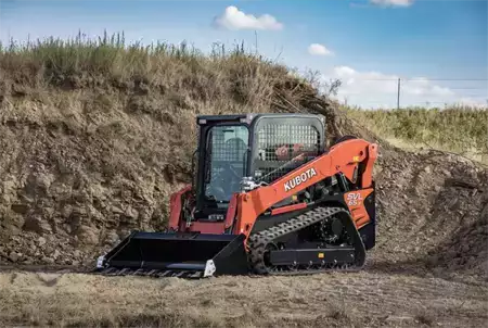 Skid Steers 1900 Kubota SVL65-2HFWC (8)