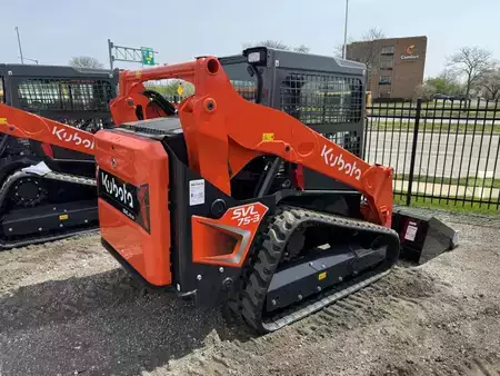 Skid Steers 1900 Kubota SVL75-3HFWCC (3)