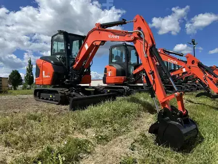 Excavadoras de cadenas 1900 Kubota KX040-5 (2)