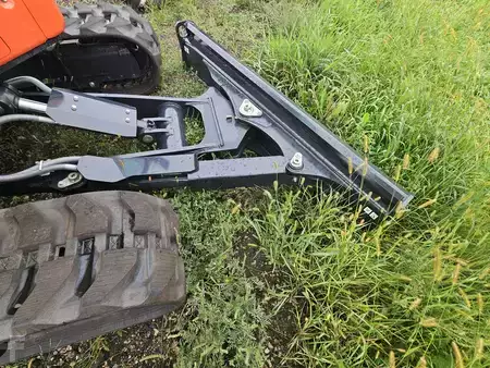 Crawler Excavators 1900 Kubota KX057-5 (4)