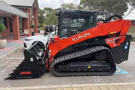Skid Steers 1900 Kubota SVL97-3HCC (6)