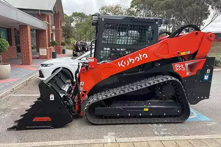 Skid Steers 1900 Kubota SVL97-3HCC (5)