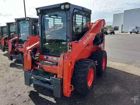 Skid Steers 1900 Kubota SSV75PHFC (1)