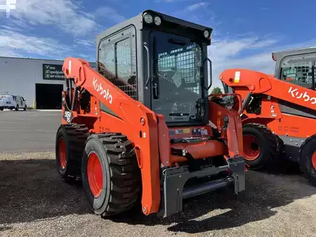 Skid Steers 1900 Kubota SSV75PHFC (4)