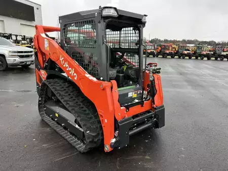 Skid Steers 1900 Kubota SVL75-3HFWRCC (1)