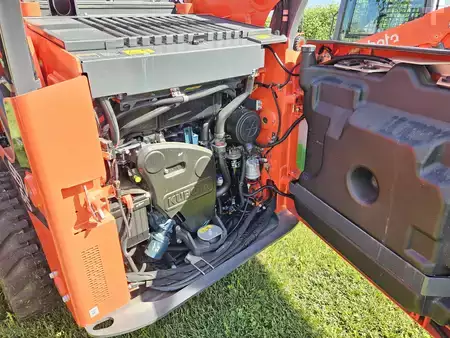 Skid Steers 1900 Kubota SSV65 (3)