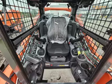 Cargadoras de ruedas 1900 Kubota SVL75-3 (5)