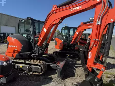 Crawler Excavators 1900 Kubota KX057-5 (1)