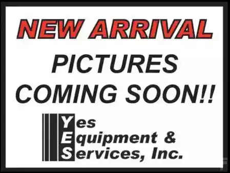 Valet de ferme  1900 JCB 4TS-8T (1)