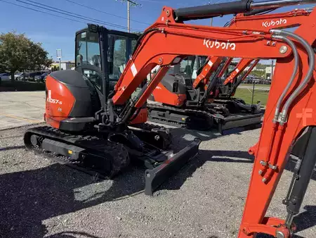 Crawler Excavators 1900 Kubota KX057-5 (3)