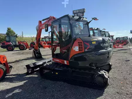 Crawler Excavators 1900 Kubota KX080-5 (2)