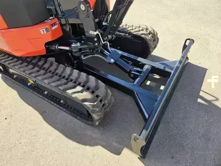 Crawler Excavators 1900 Kubota KX033-4 (5)