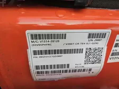Skid Steers 1900 Kubota SSV65 (7)