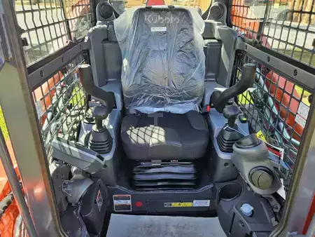 Cargadoras de ruedas 1900 Kubota SVL75-3 (5)