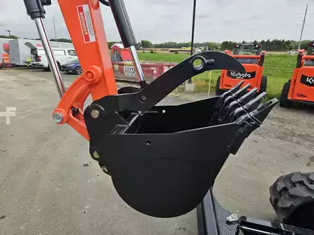 Crawler Excavators 1900 Kubota KX057-5 (5)