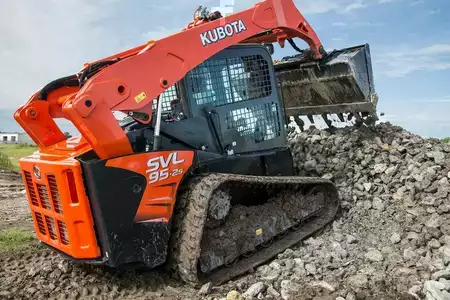 Wheel Loaders 1900 Kubota SVL65-2 (4)