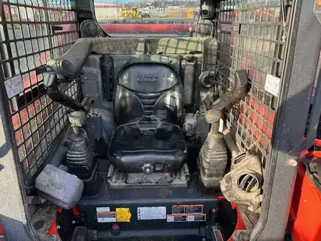 Cargadores compactas 2022 Kubota SSV65PHFRC (8)
