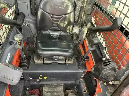 Skid Steers 2022 Kubota SSV75HC (7)
