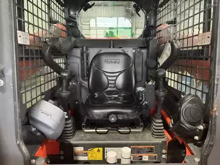 Skid Steers 2022 Kubota SSV75HC (8)