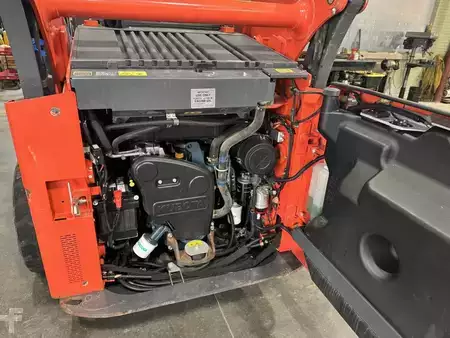 Skid Steers 2022 Kubota SSV75HC (10)