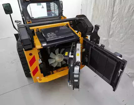 Chargeuse sur pneus 2023 Hyundai HT100V (17)