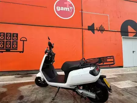 Muut 0 [div] Urban D2 (2)