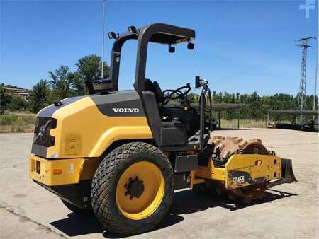 Compacteur monocylindre 2018 Volvo SD45B (4)