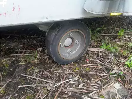 Pozostałe 2019 [div] Knott KRV20 (8)