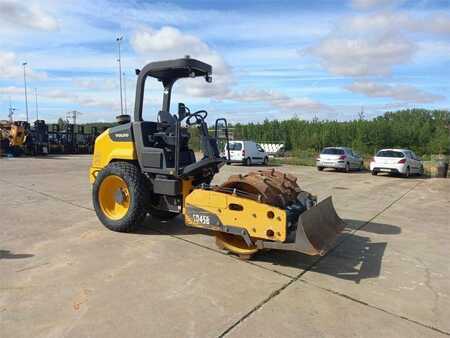 Compacteur monocylindre 2018 Volvo SD45B (1)