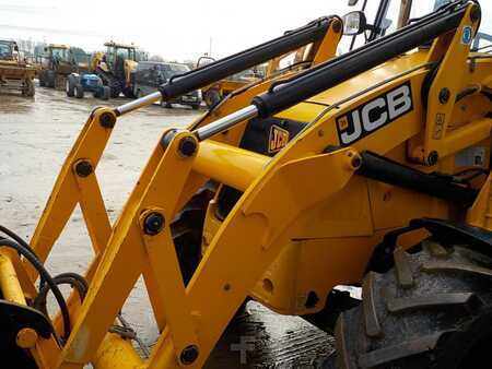 JCB 2CX 4WS Streetmaster