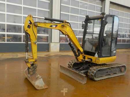 Minibagry 2015 Caterpillar 302.7DCR (1)