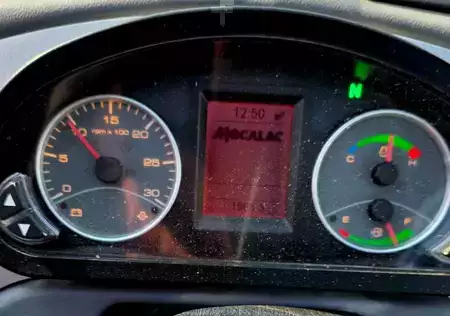 Kolové nakladače 2020 Mecalac AS 900 SWING LOADER (16)