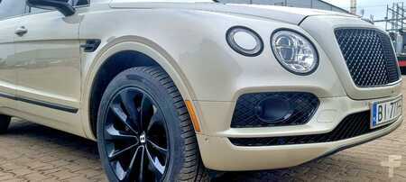 Altri 2017 Bentley BENTAYGA 6.0  W12 (14)
