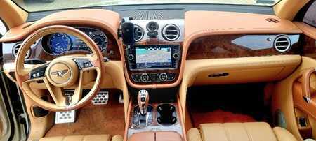 Altri 2017 Bentley BENTAYGA 6.0  W12 (18)