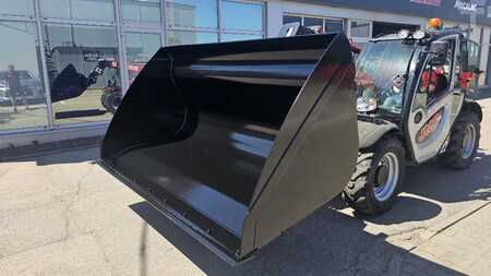 Liitteet 2015 Manitou CBA 2000L 2450 (3)