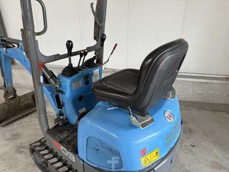 Minikaivinkoneet 2014 Wacker Neuson 803 (7)