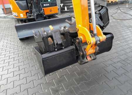 Koparki gąsienicowe 2022 Hitachi ZX33U-6 CLR (14)