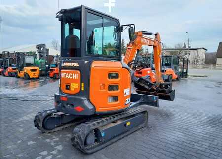 Koparki gąsienicowe 2022 Hitachi ZX33U-6 CLR (2)