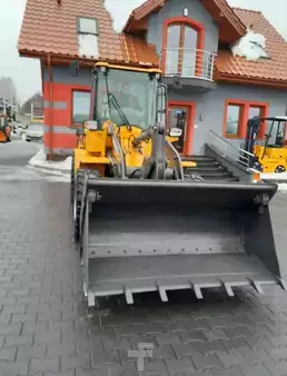 Chargeuse sur pneus 2013 Volvo  L30B-Z/X (5)