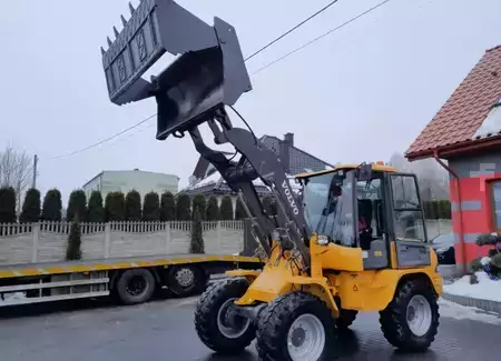 Chargeuse sur pneus 2013 Volvo  L30B-Z/X (7)