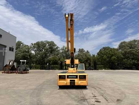 Grúas sobre camiones 2014 Broderson IC80-3J (3)