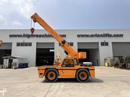 Grúas sobre camiones 2023 Broderson IC200-3J (1)