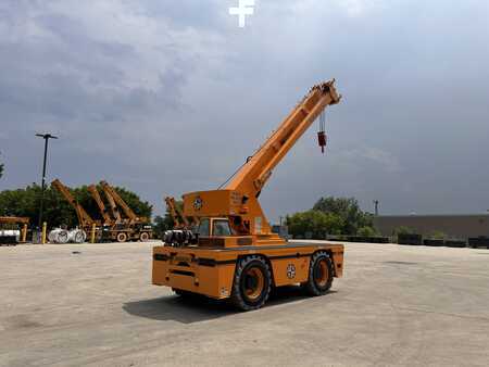 Grúas sobre camiones 2023 Broderson IC200-3J (6)