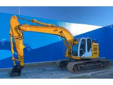 Korečková rýpadla 2014 Hitachi ZX225 ZX225USLC-5B (2)