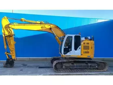 Korečková rýpadla 2014 Hitachi ZX225 ZX225USLC-5B (4)