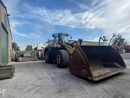Kolové nakladače 2017 Komatsu WA500-8 (14)