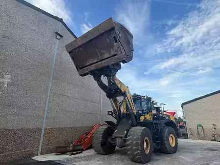 Kolové nakladače 2017 Komatsu WA500-8 (3)