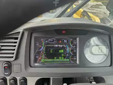 Kolové nakladače 2017 Komatsu WA500-8 (35)